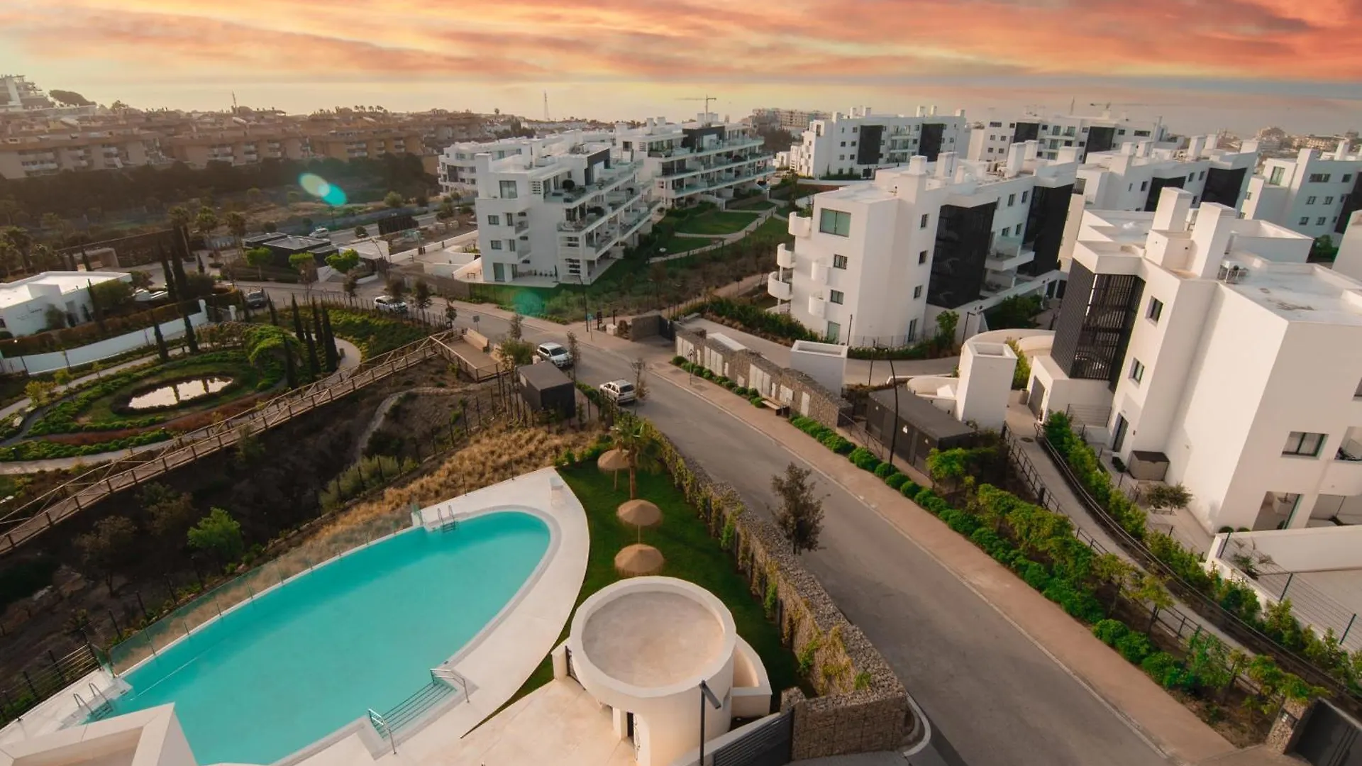Mara'S Apartments Higueron West - Modern Large Apartment - Terrace With Sea Views And Afternoon Sun !!!! Fuengirola