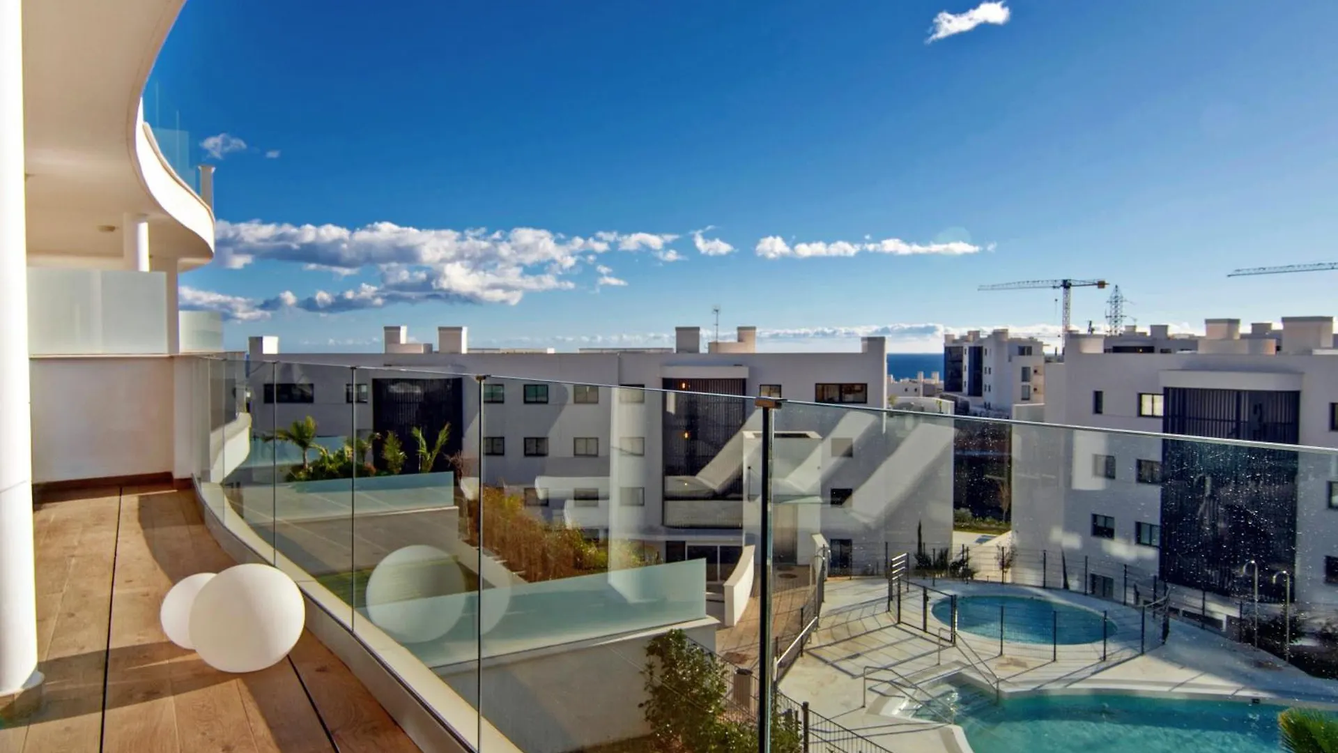 Mara'S Apartments Higueron West - Modern Large Apartment - Terrace With Sea Views And Afternoon Sun !!!! Fuengirola 0*,