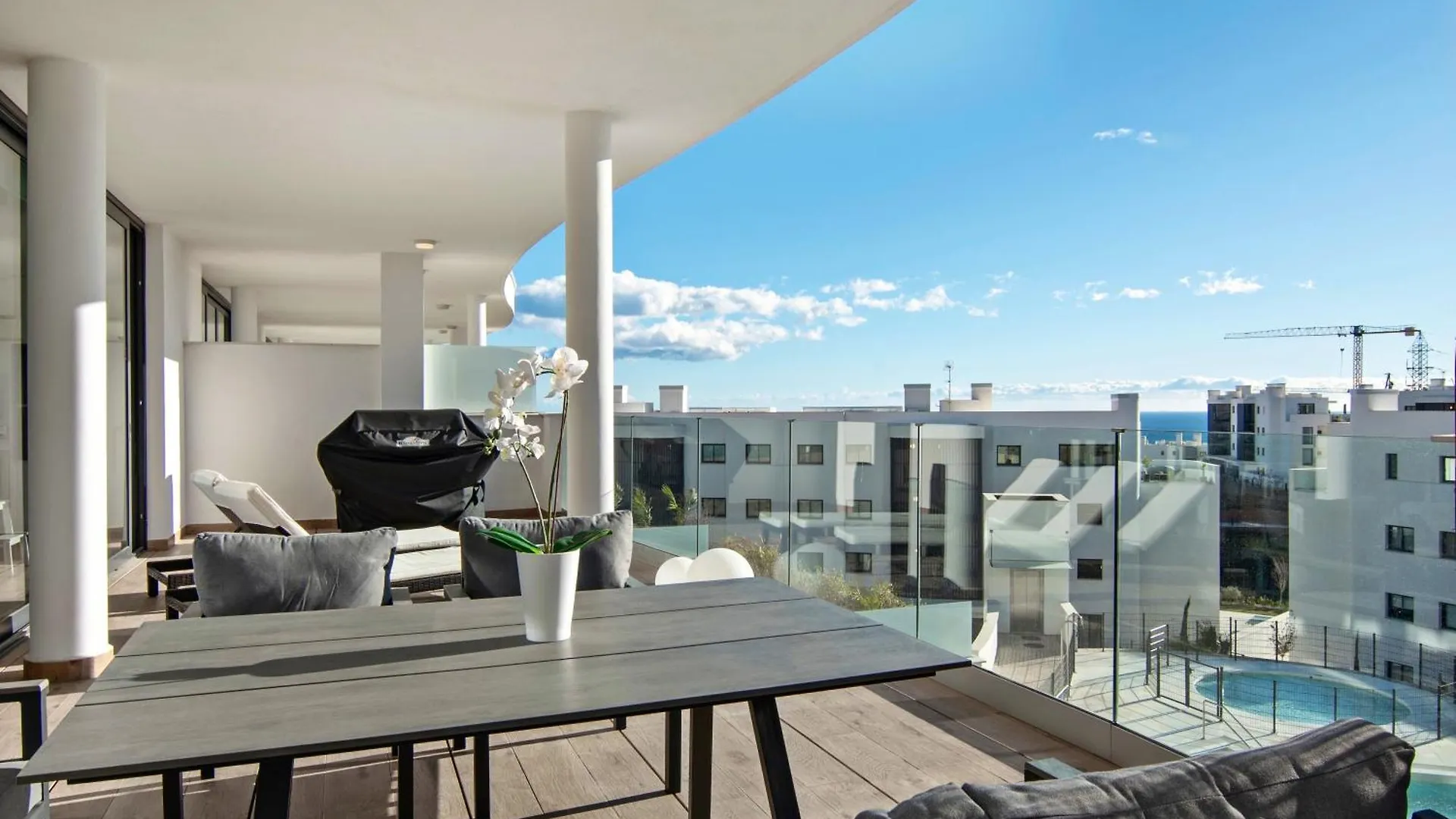 Mara'S Apartments Higueron West - Modern Large Apartment - Terrace With Sea Views And Afternoon Sun !!!! Fuengirola